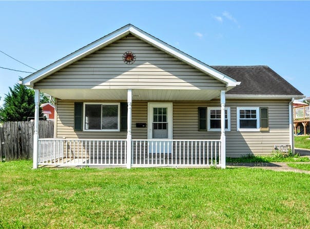 188 Pacific Blvd, Monessen, PA 15062
