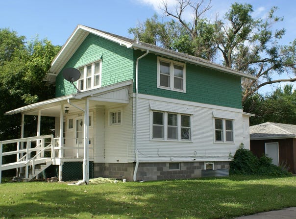 1502 S Grant Street, Aberdeen, SD 57401