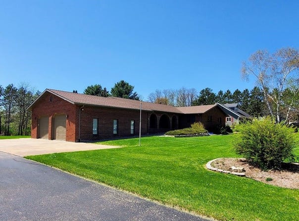 171 8TH Street, CLINTONVILLE, WI 54929-1403