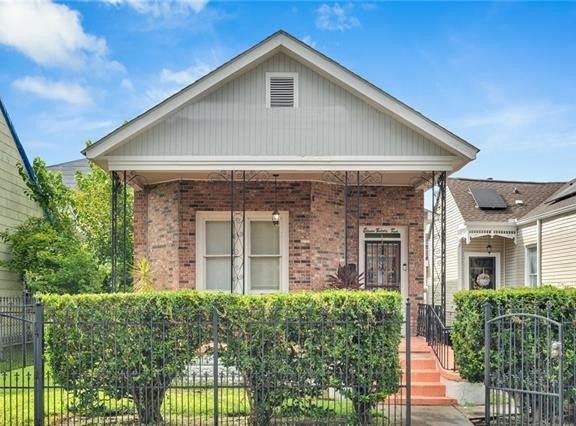 1122 JOLIET Street, New Orleans, LA 70118