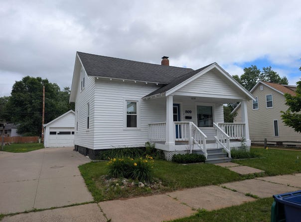 809 N 7TH AVENUE, Wausau, WI 54401