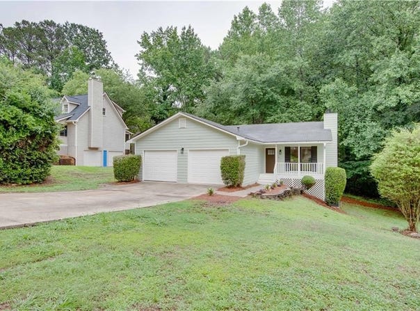 3960 Rocmar Drive, Snellville, GA 30039