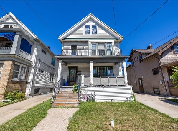 61 Baxter Street, Buffalo, NY 14207