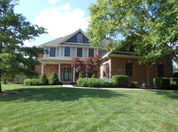 7653 W Old Colony Drive, New Palestine, IN 46163