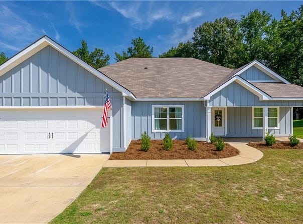 890 Lee Road 2087, Salem, AL 36874