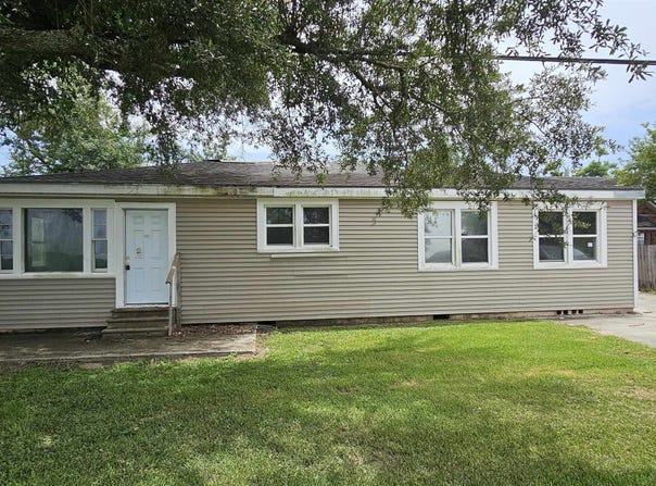 4944 Highway 1, Napoleonville, LA 70390
