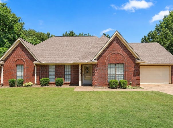 1318 BEAVER CREEK Rd, Brighton, TN 38011