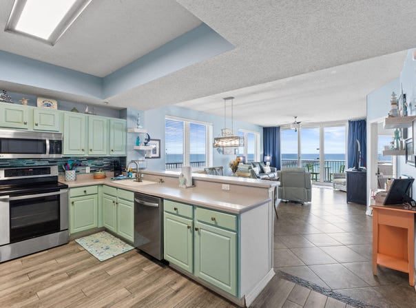 8575 Gulf Boulevard, Navarre, FL 32566