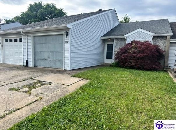 618 Potomac Court, Radcliff, KY 40160