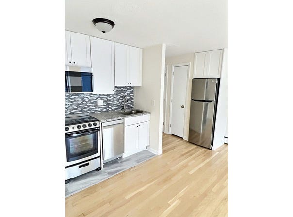 1039 Commonwealth Ave, Boston, MA 02215