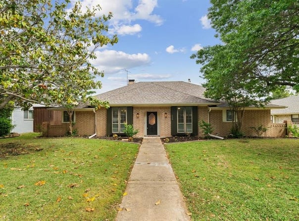 238 High Brook Drive, Richardson, TX 75080