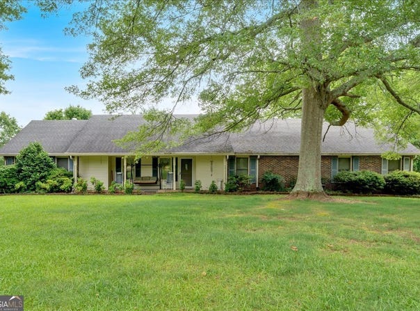 270 Oakwood, Cedartown, GA 30125