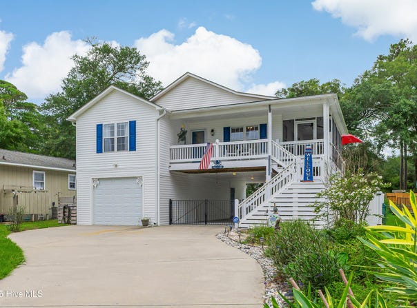 1803 W Yacht Drive, Oak Island, NC 28465