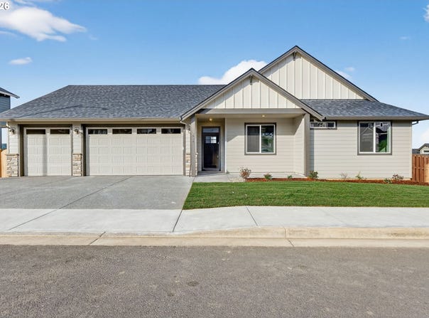 2842 NE JUSTUS Ave, Estacada, OR 97023