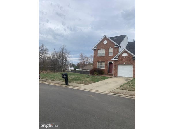 1100 STATION Drive, LA PLATA, MD 20646