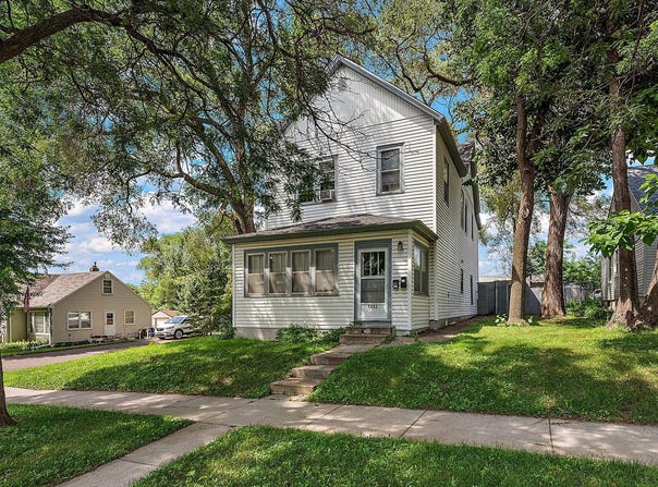 1493 Margaret Street, Saint Paul, MN 55106