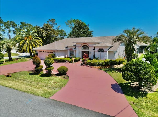 1 WESTGATE LANE, PALM COAST, FL 32164
