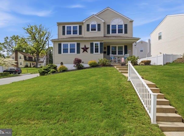 320 OLYMPIC AVE, HAVERTOWN, PA 19083
