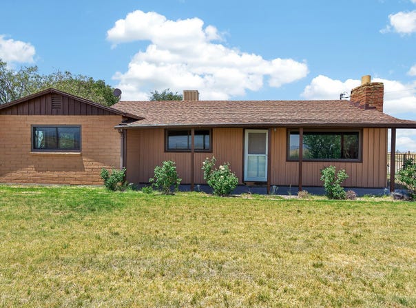 9601 S Robison Road, Willcox, AZ 85643