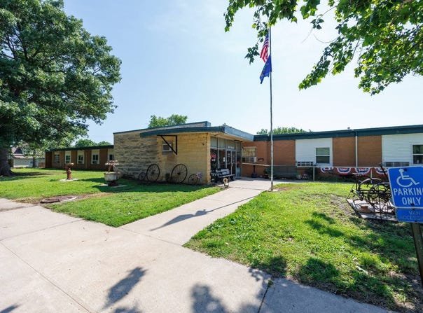304 Walnut, Moline, KS 67353