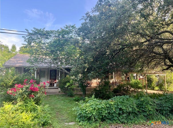310 Smith Lane, San Marcos, TX 78666