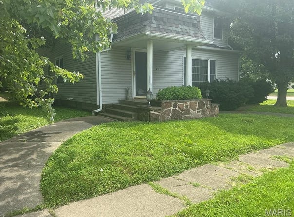 211 Edgar Street, Gillespie, IL 62033