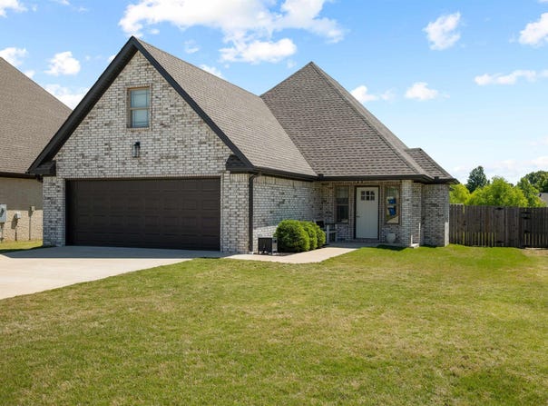 924 Sandra Ln, Jonesboro, AR 72405