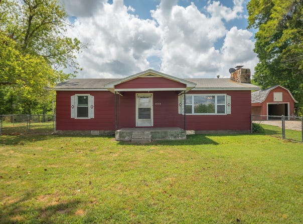 2008 Main Street, Cassville, MO 65625