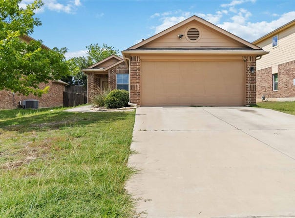 390 Northern Flicker ST, Kyle, TX 78640