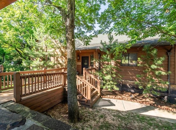 39 E Shore Drive, Arcadia, OK 73007