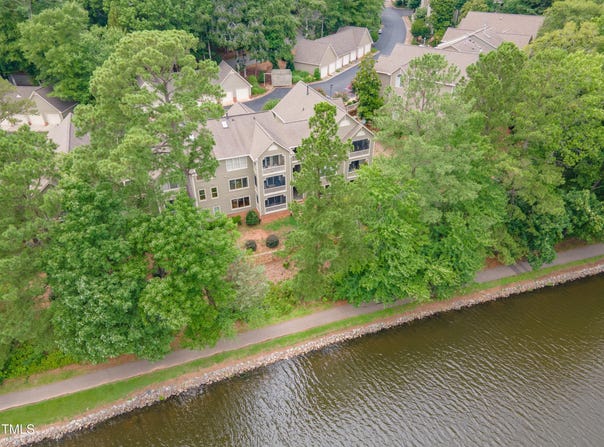 317 Glen Echo Lane, Cary, NC 27518