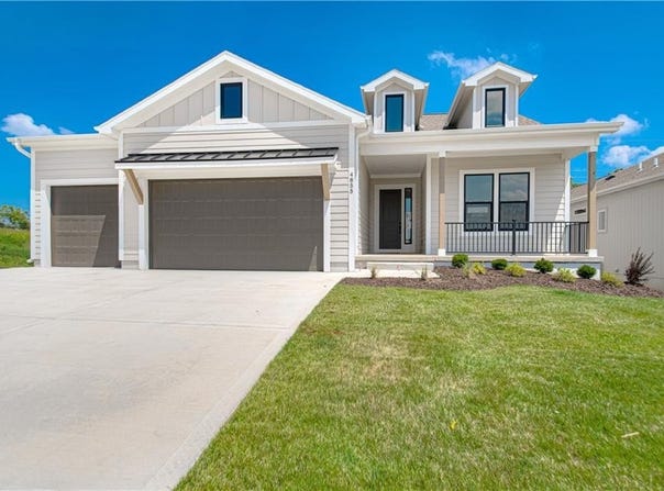 4855 NW Martin Street, Riverside, MO 64150
