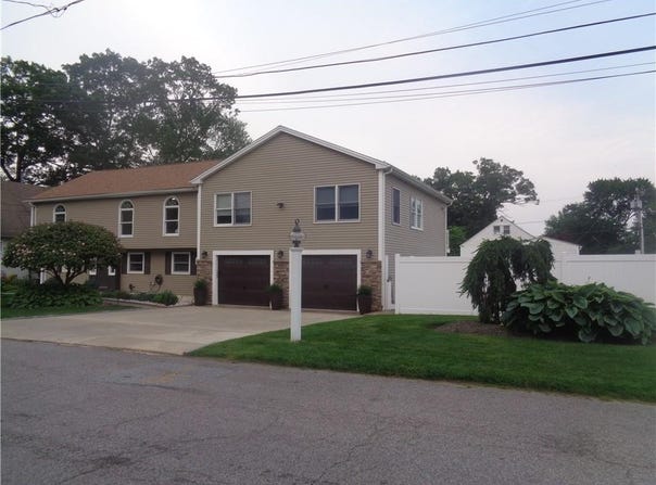 176 Vernon Street, Warwick, RI 02889