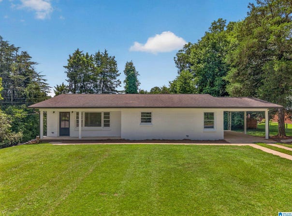 501 MCSPADDEN CIRCLE, CENTRE, AL 35960