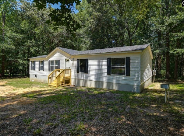 202 W Elon Court, Hopkins, SC 29061