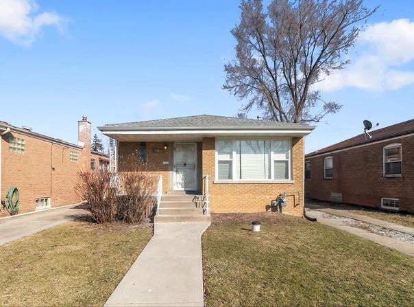 15517 Maryland Avenue, Dolton, IL 60419