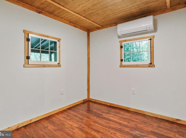 1319 KILGORE LANE, GREAT CACAPON, WV 25422