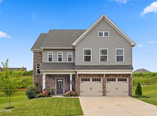 201 Aspen Drive, Lenoir City, TN 37771