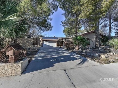 728 Trisha Ct, Ridgecrest, CA 93555