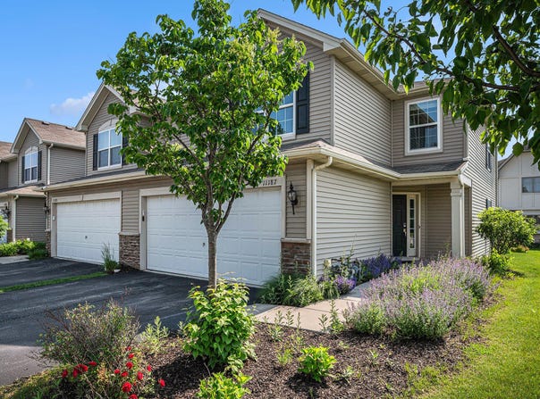 11187 Vermont Circle, Crown Point, IN 46307