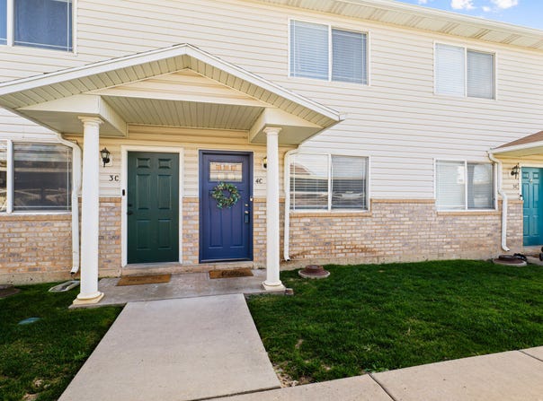 422 E 2050 N, North Ogden, UT 84414