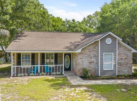9404 Meadowlark Avenue, Ocean Springs, MS 39564
