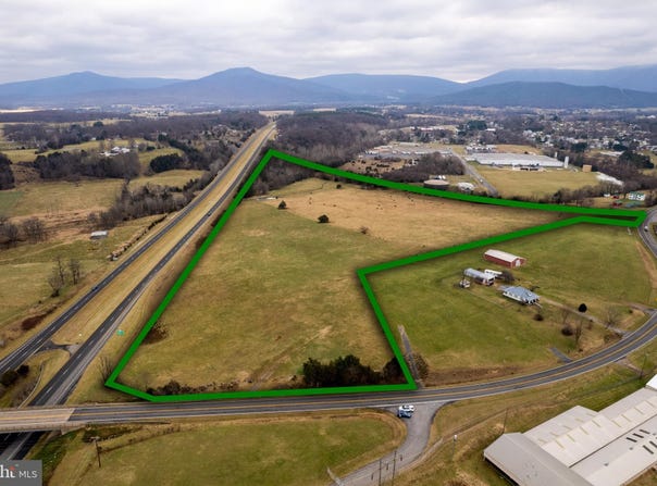 COLLINS AVE., LURAY, VA 22835