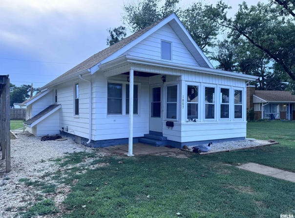 1807 N 5TH Street, Chillicothe, IL 61523