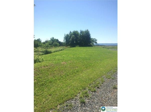 8 Taylor Nicole Circle, Mahoning Twp, PA 18235