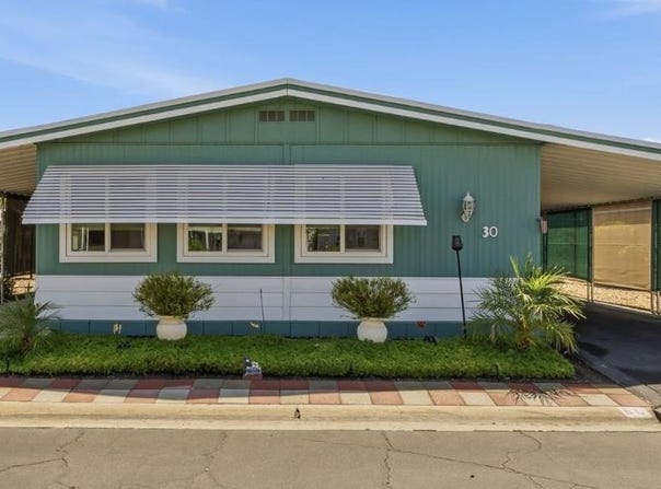 1701 Dinuba Avenue, Selma, CA 93662