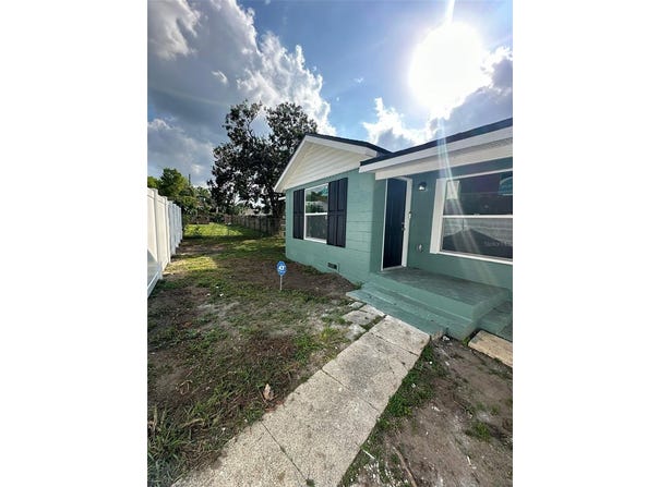 2015 1/2 LAUREL STREET, BARTOW, FL 33830