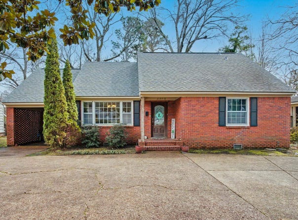 4613 CROSSOVER Ln, Memphis, TN 38117