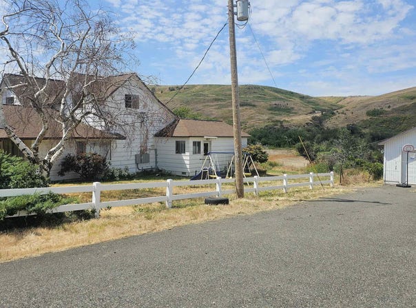 1012 Hwy 12, Pomeroy, WA 99347