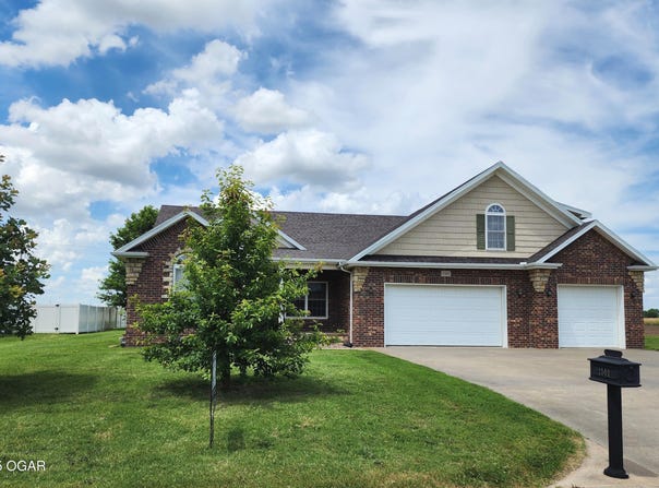 1502 E 7th Street, Lamar, MO 64759